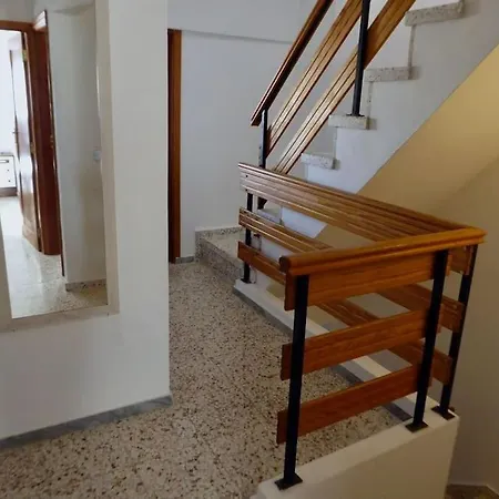 Ganzes Haus, Terrasse, Meerblick, 100m Zum Holiday home La Jaca