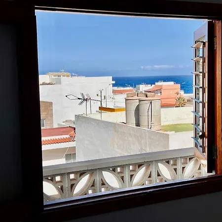 Ganzes Haus, Terrasse, Meerblick, 100m Zum Holiday home *